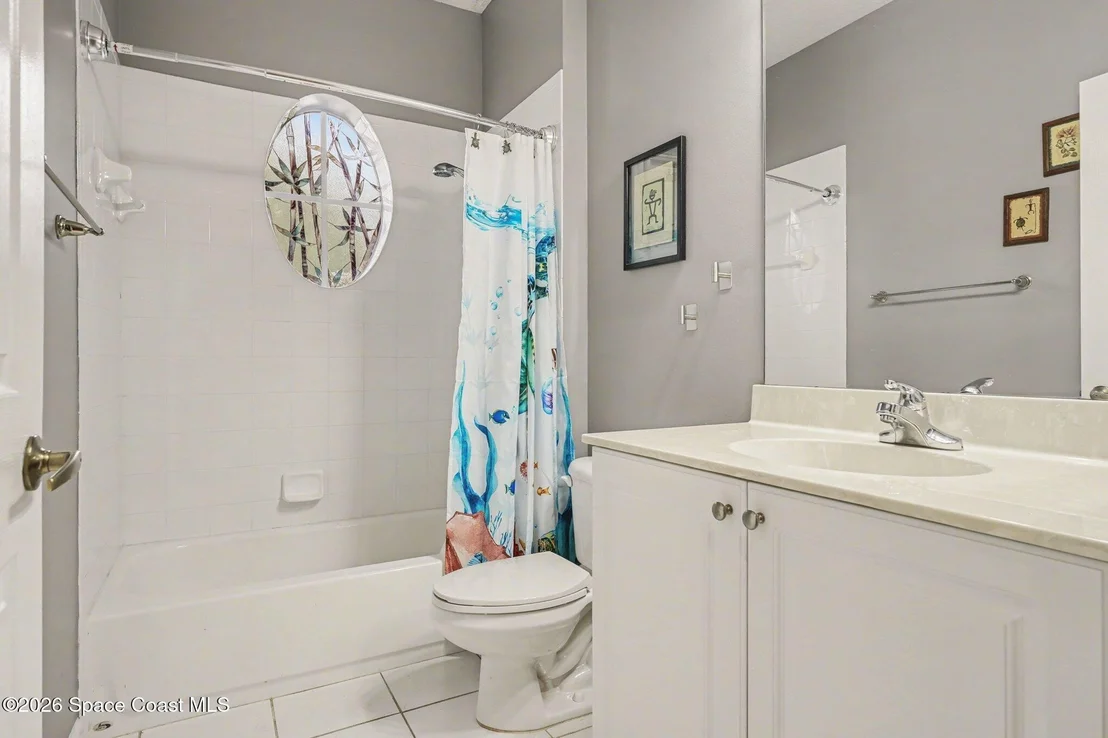 Photo of 348 Gardendale Circle SE