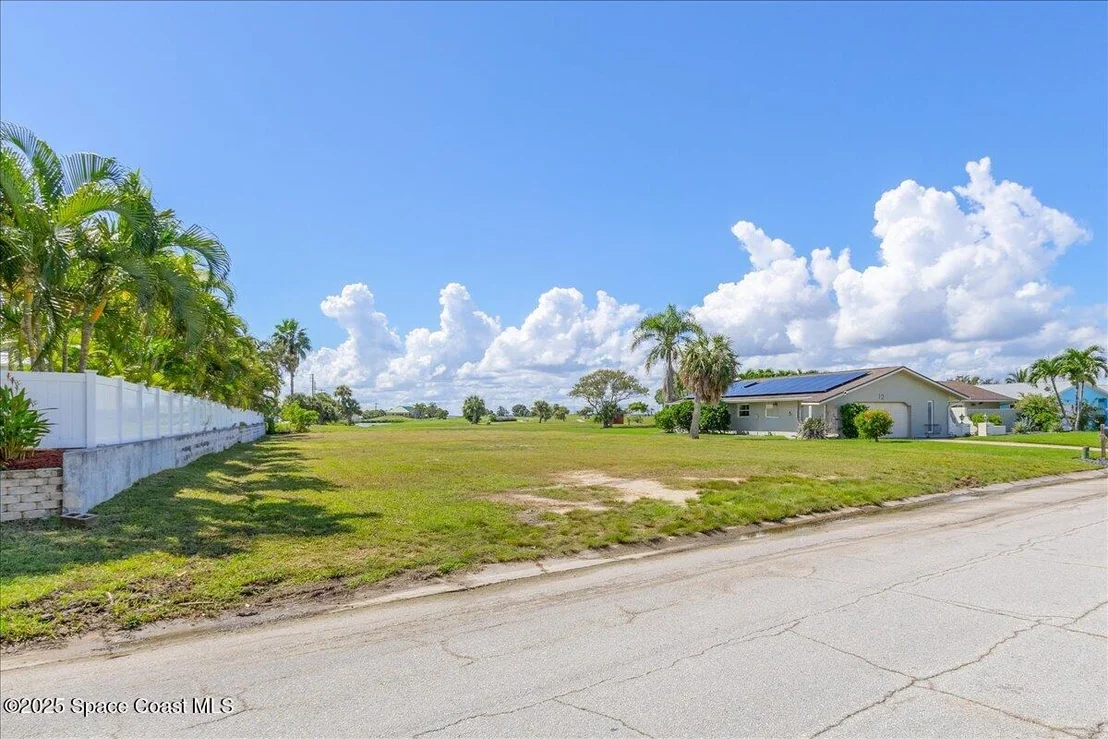 Photo of 10 Fairway Drive
