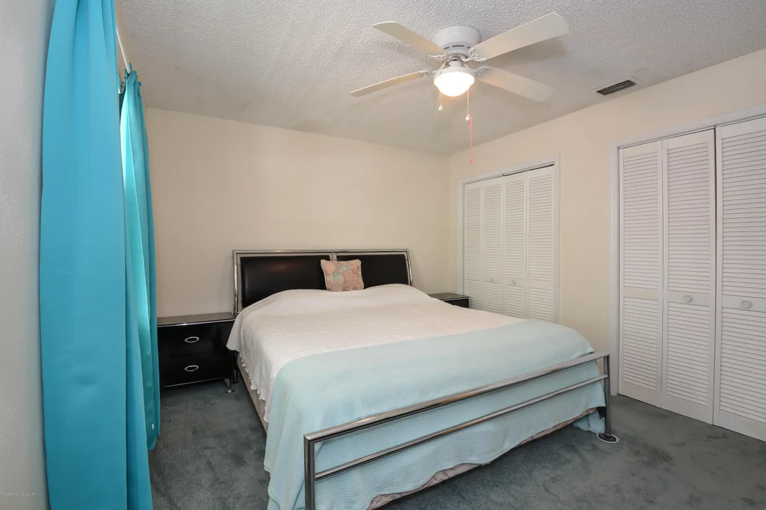 Photo of 7820 Sheridan Road