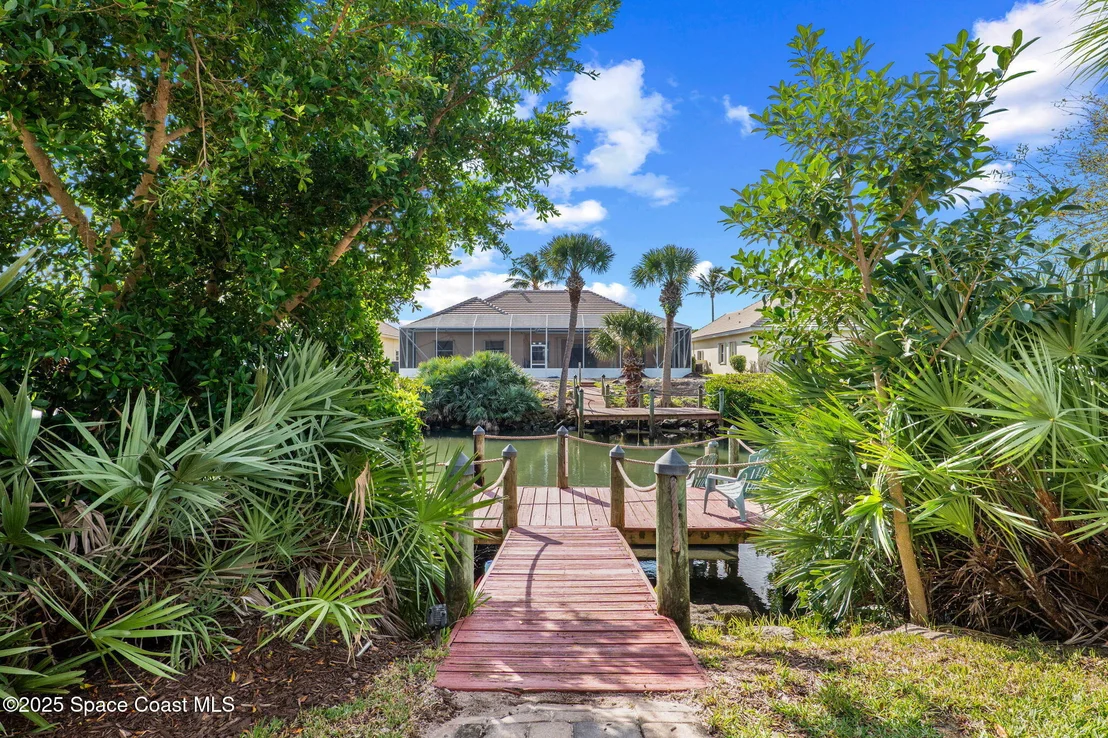 Photo of 379 Pentland Drive