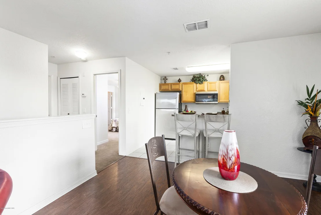 Photo of Unit 2011 at 3501 D'Avinci Way