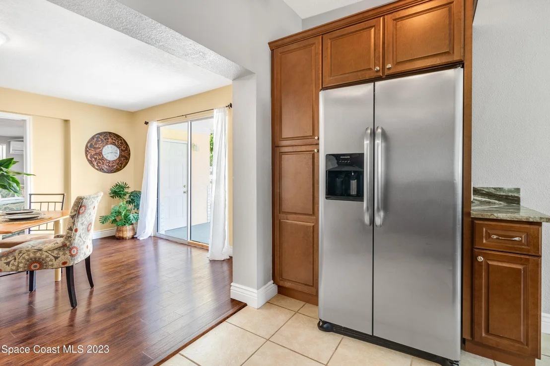 Photo of 1297 Ridgewood Drive