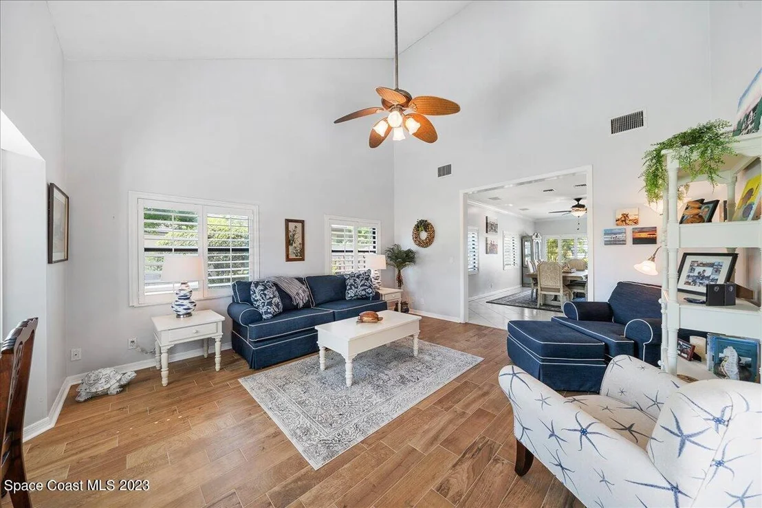 Photo of 544 Lanternback Island Drive