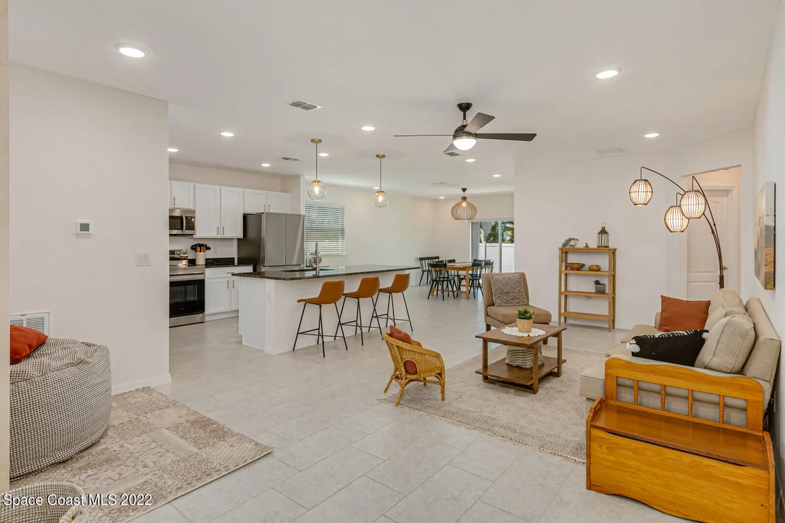 Photo of 953 Edensor Lane