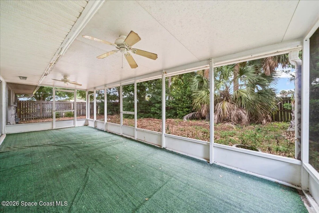 Photo of 934 Barbara Lane