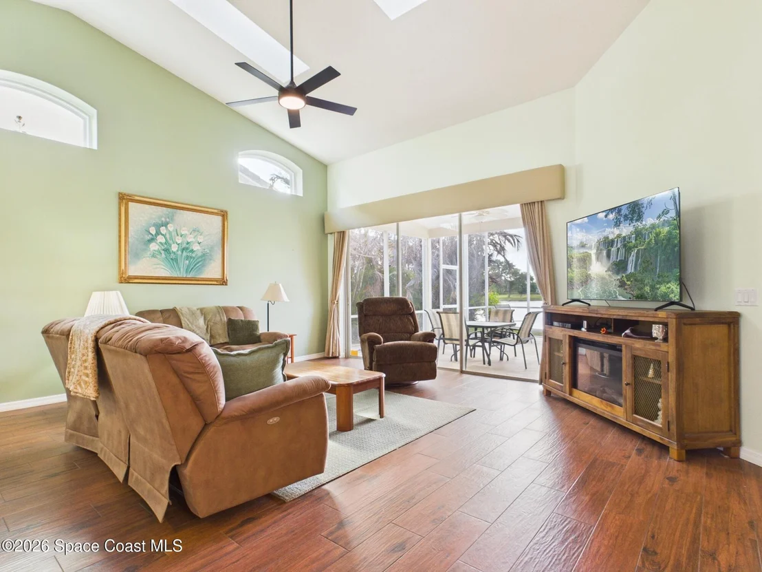 Photo of 1007 Wimbledon Drive