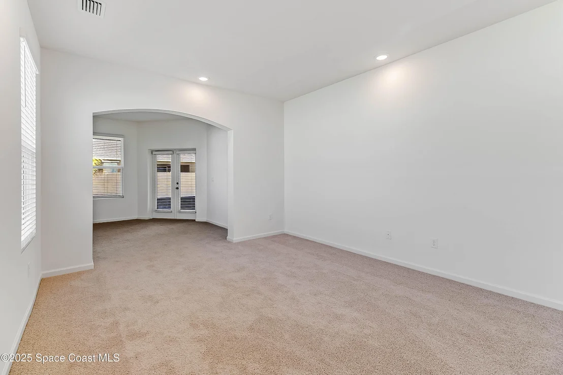 Photo of 7075 Serpentine Court