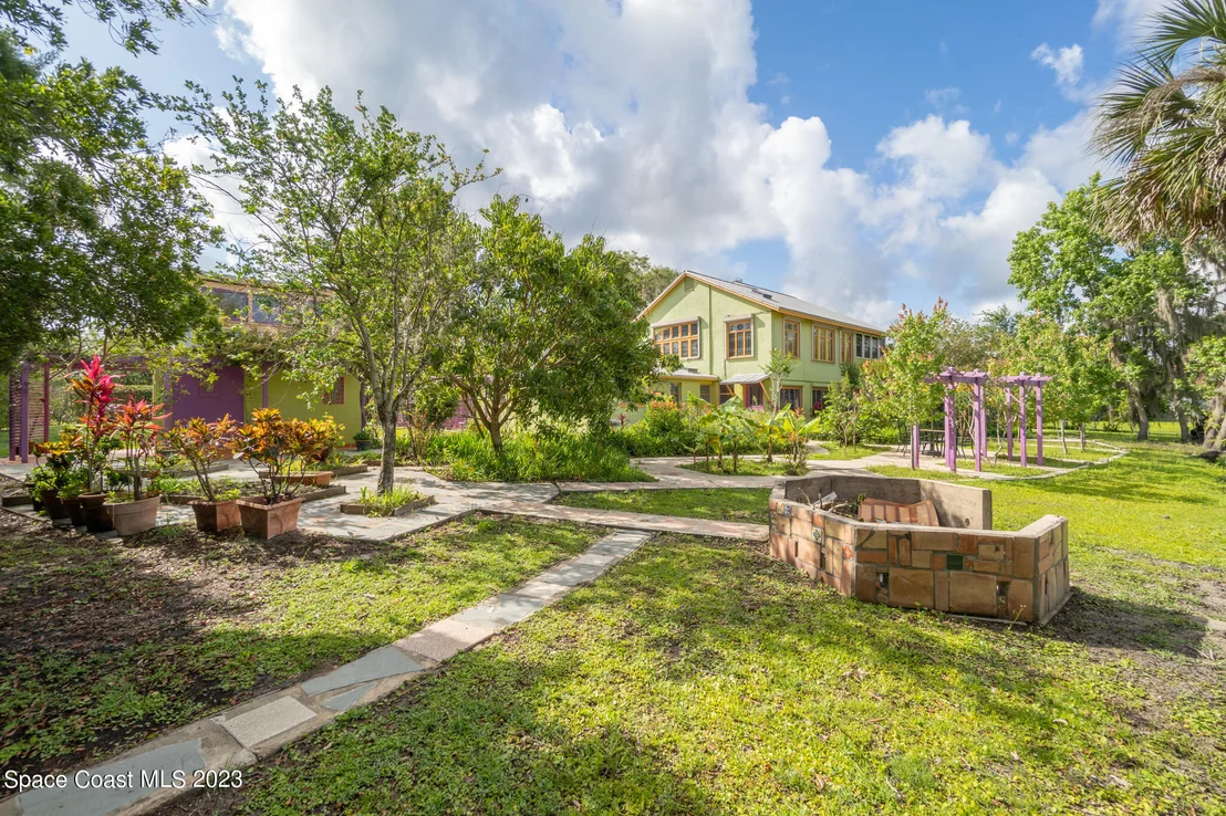 Photo of 360 Rest Haven Road