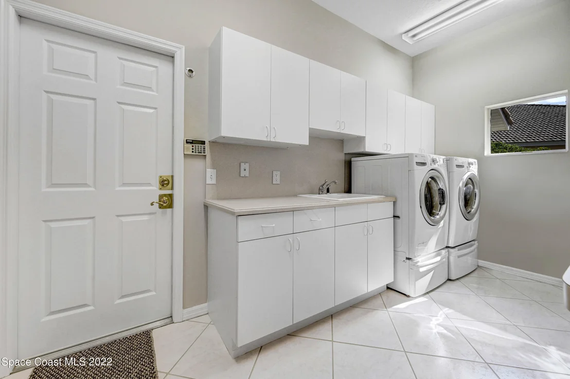 Photo of 961 Palm Brook Drive
