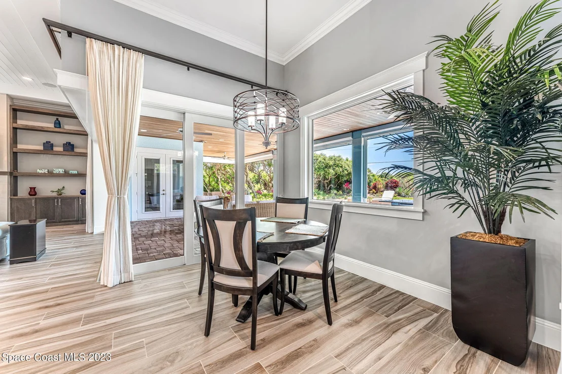 Photo of 6231 Windward Lane