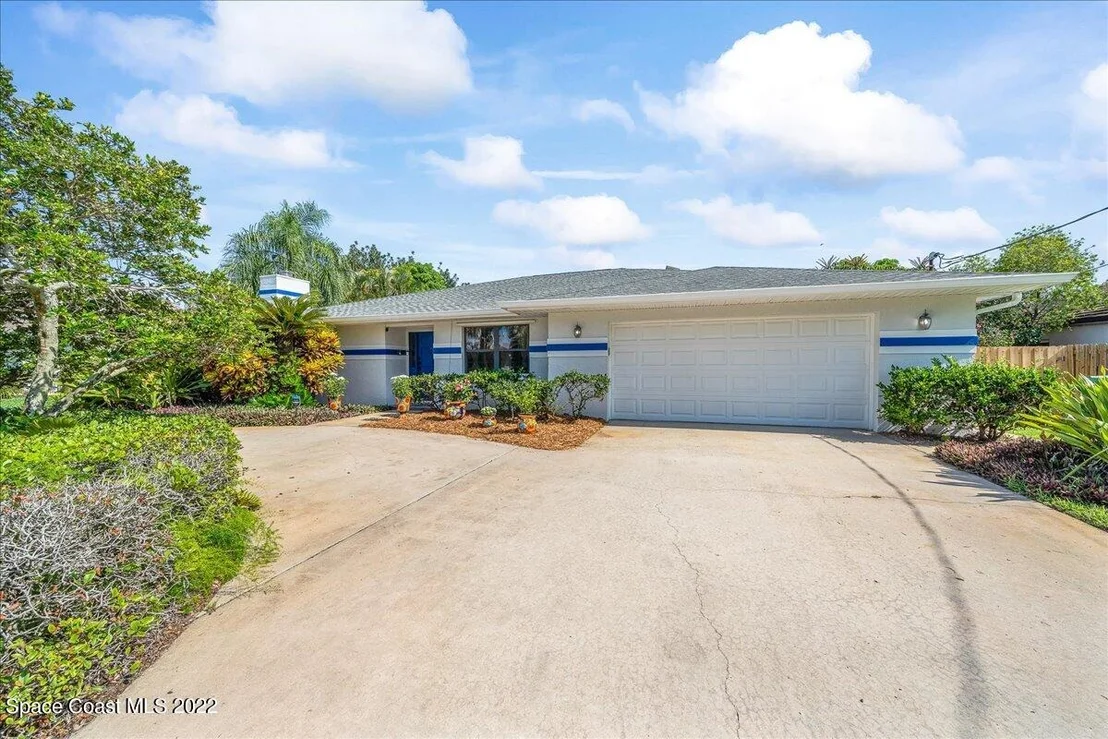 Photo of 655 Jackson Court
