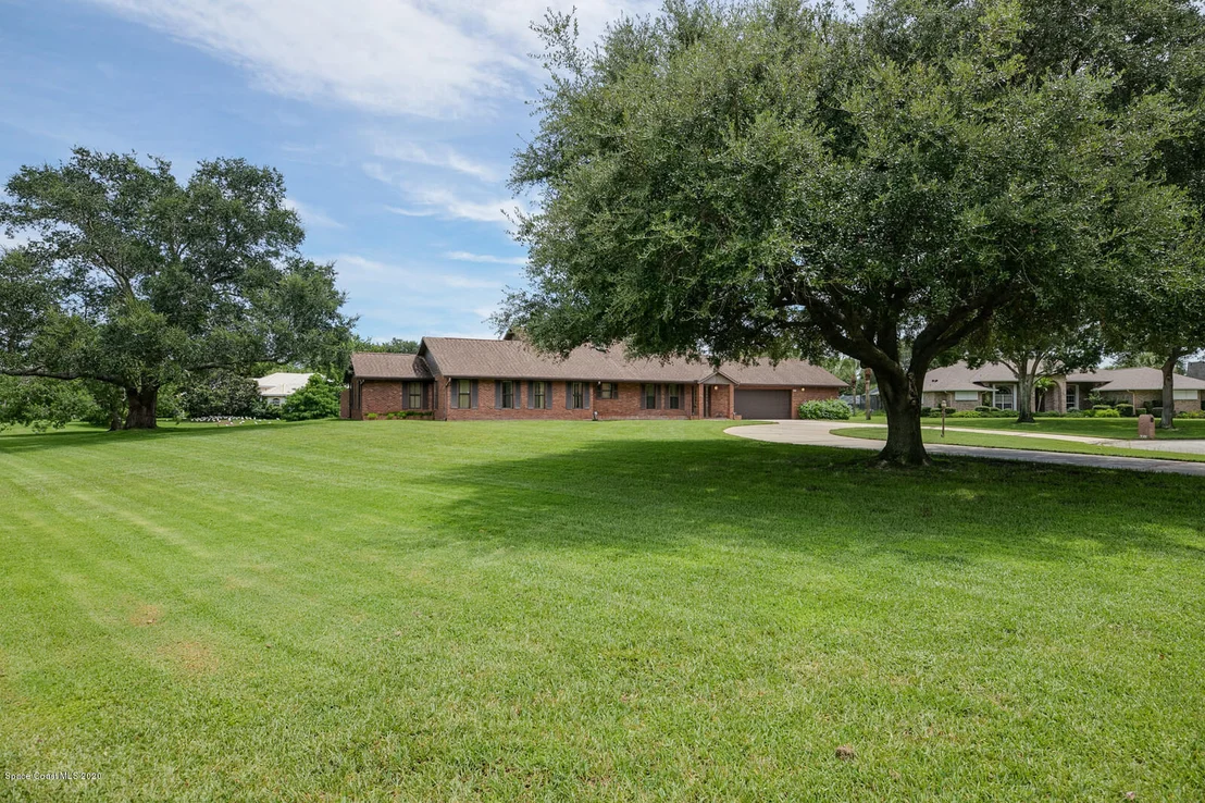 Photo of 1219 Salmonberry Place