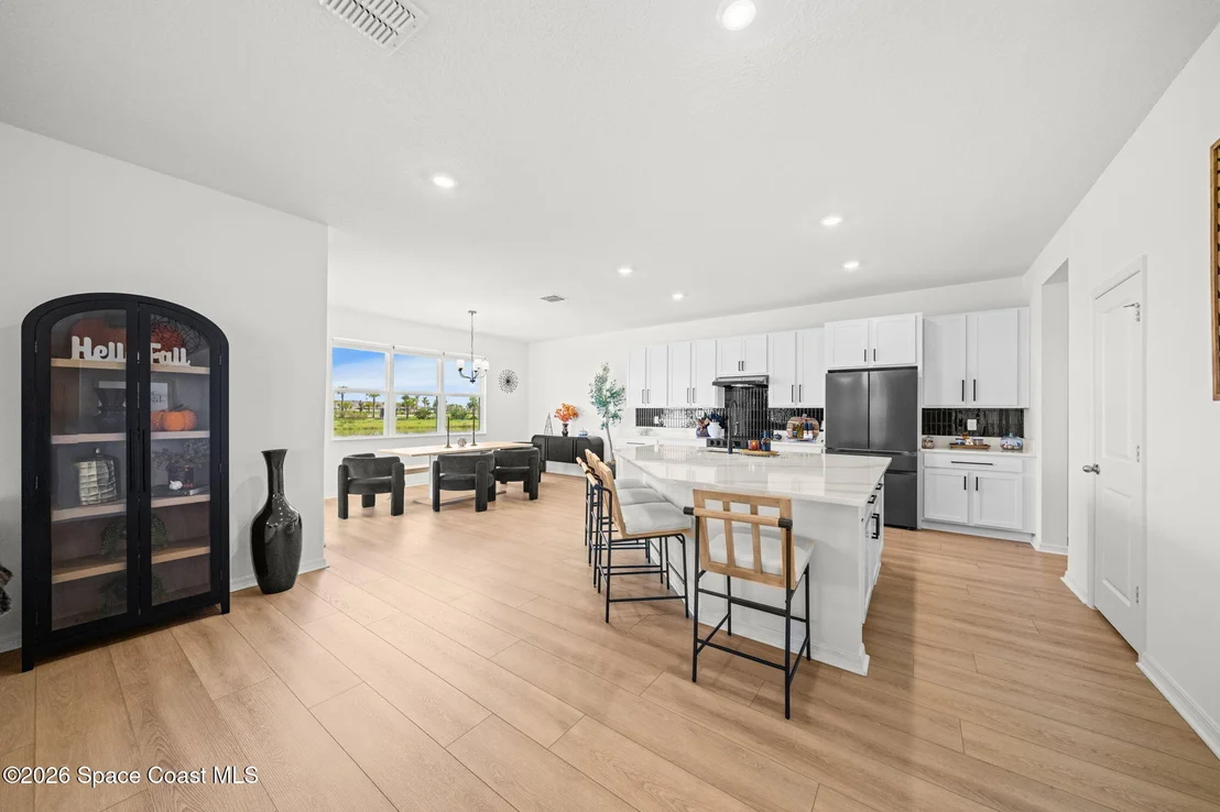 Photo of 446 Glaspell Circle SE