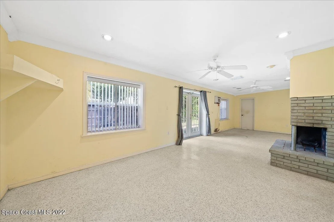 Photo of 1266 Bianca Drive NE