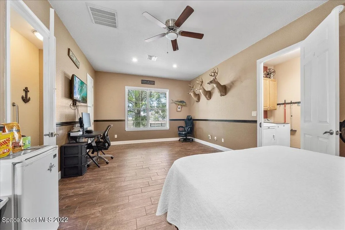 Photo of 4450 Rayburn Road