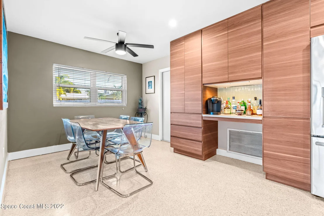 Photo of 518 Pine Tree Drive