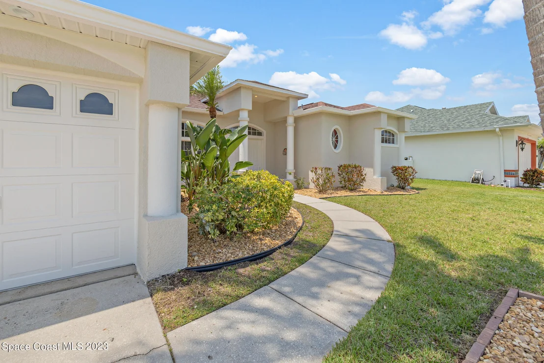 Photo of 1032 Worthington Spring Drive