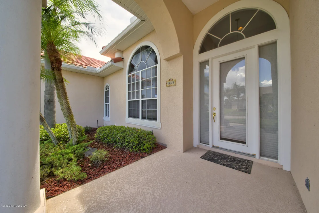 Photo of 1008 Fieldstone Drive