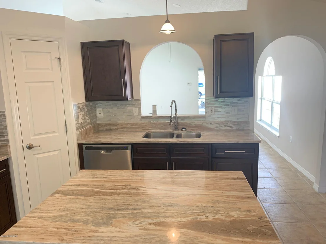 Photo of 2884 Maderia Circle