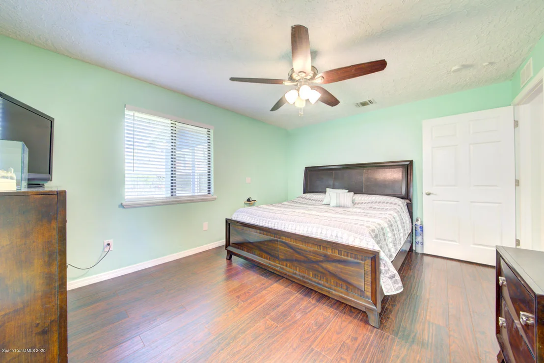 Photo of 6421 Hunt Road