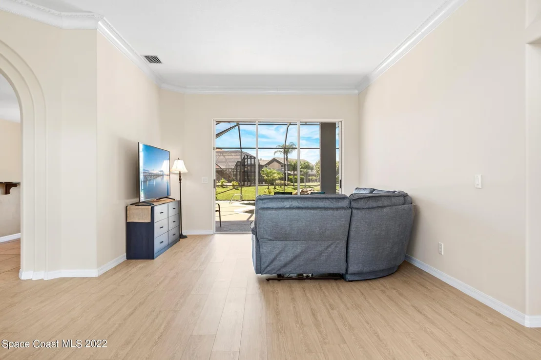 Photo of 3407 Peninsula Circle
