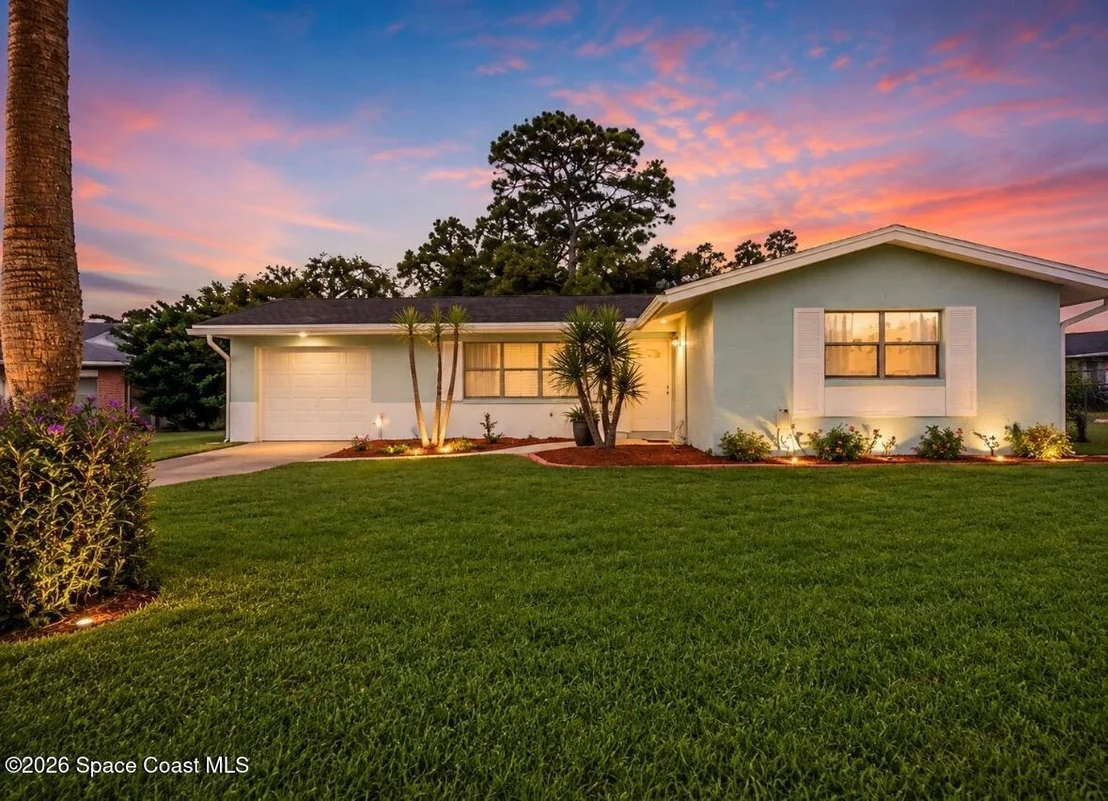 Photo of 2919 Colchester Road