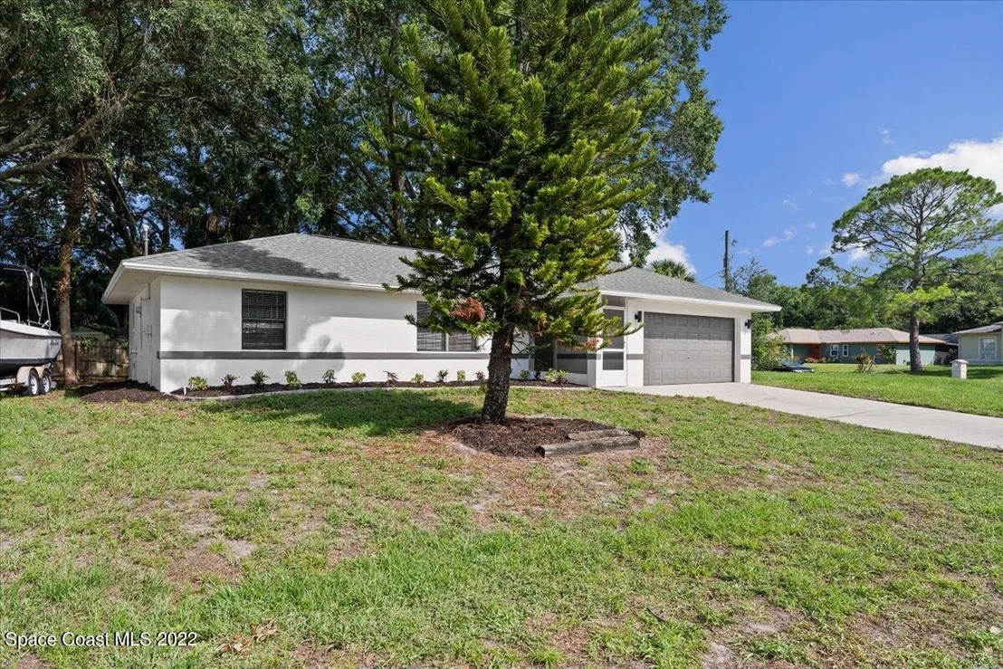 Photo of 6085 Balboa Street