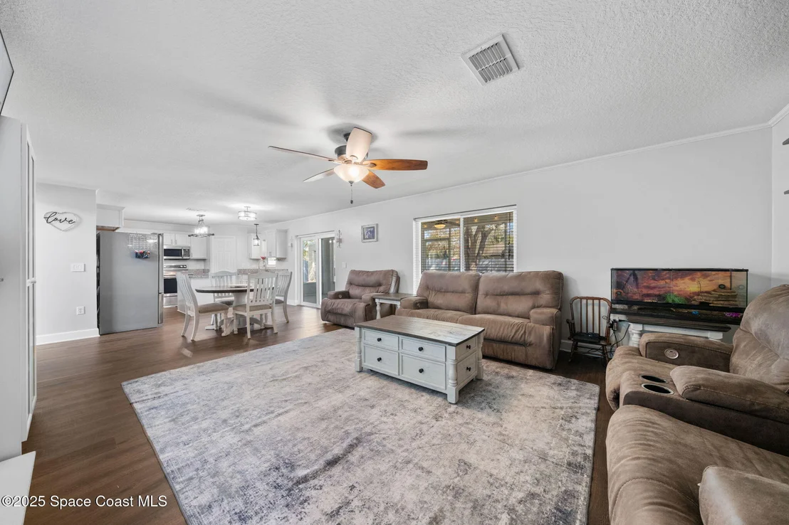 Photo of 4620 Robert Street