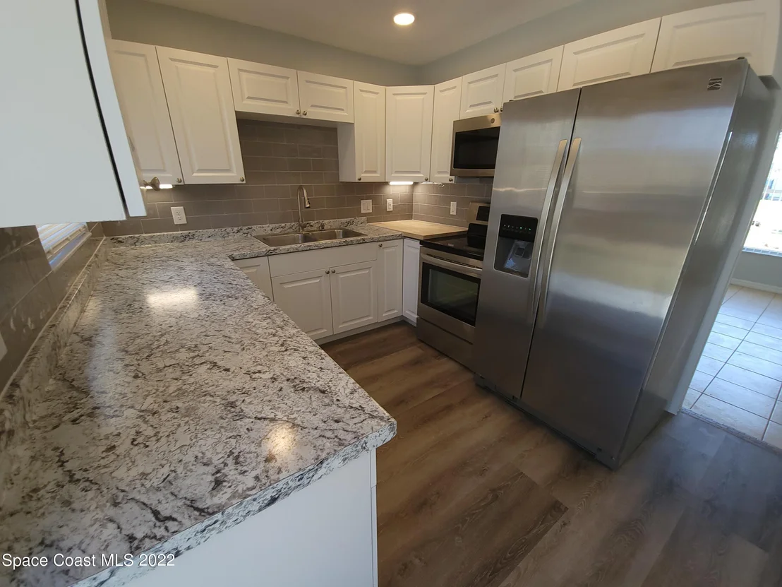 Photo of 337 Ponce De Leon Avenue