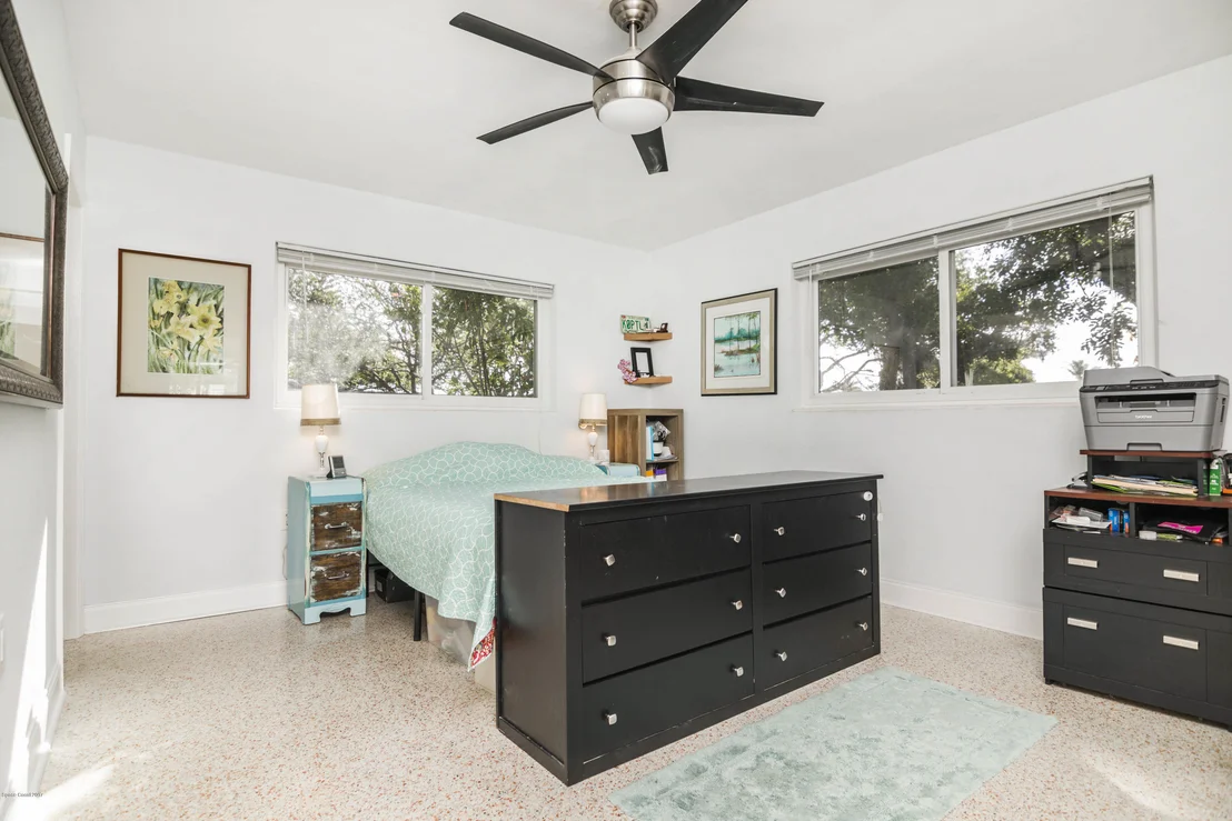 Photo of 1702 Bayshore Drive