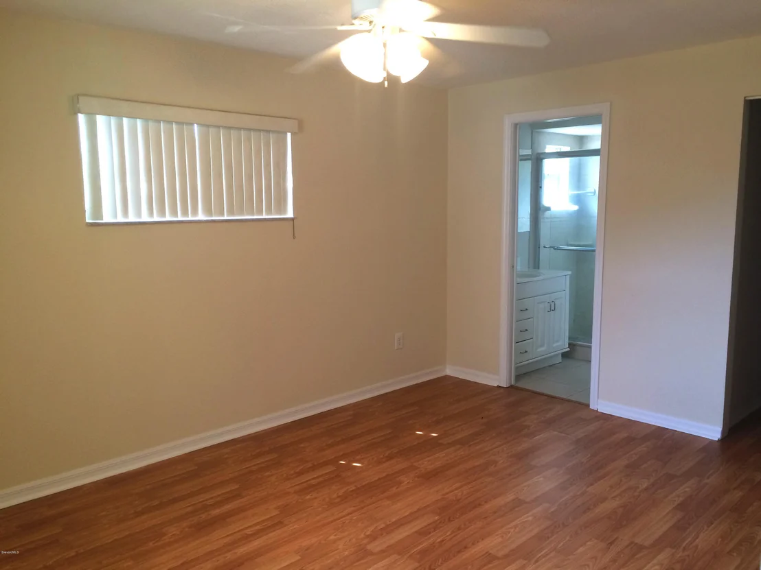 Photo of 567 Croton Road