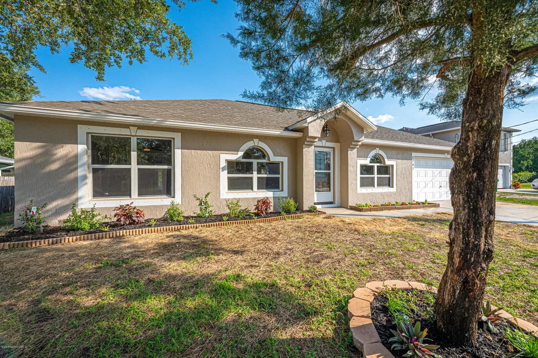 Photo of 6107 Corning Road