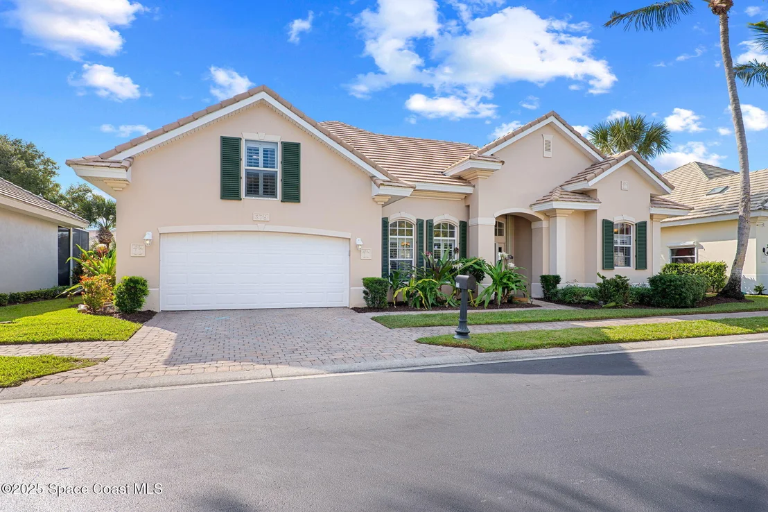 Photo of 379 Pentland Drive