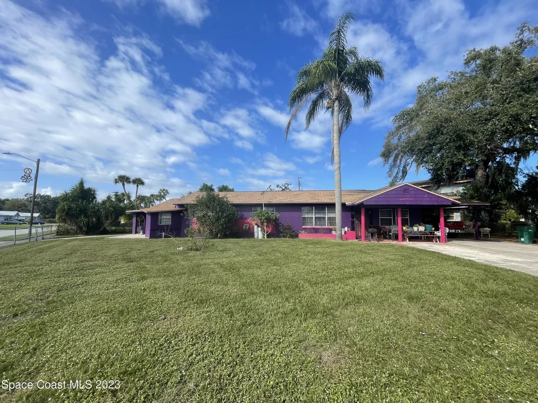Photo of 723 Ixora Avenue
