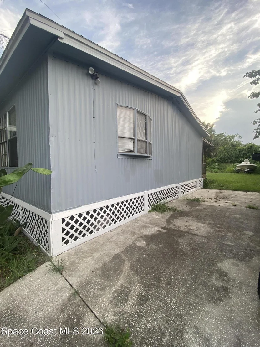 Photo of 3480 Groah Avenue