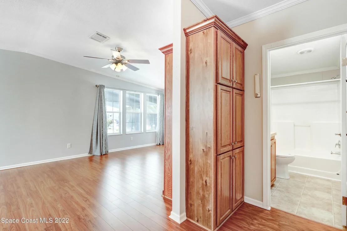 Photo of 2353 Coconut Palm Drive NE