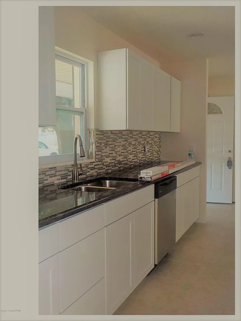 Photo of 1368 Estridge Drive