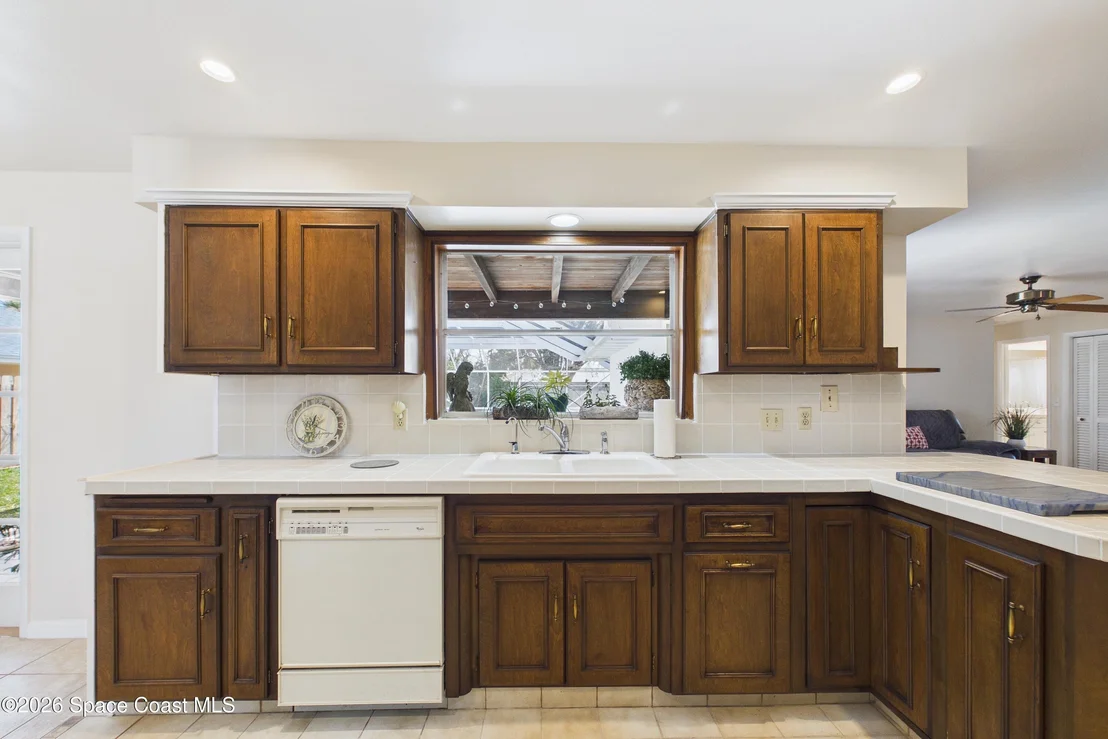 Photo of 215 Sand Pine Road