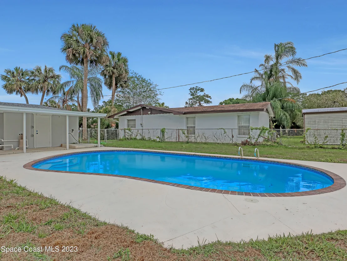 Photo of 545 Conifer Street