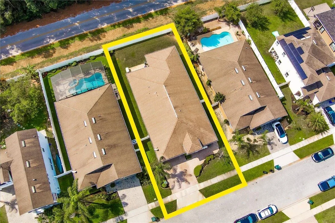 Photo of 2050 Bridgeport Circle