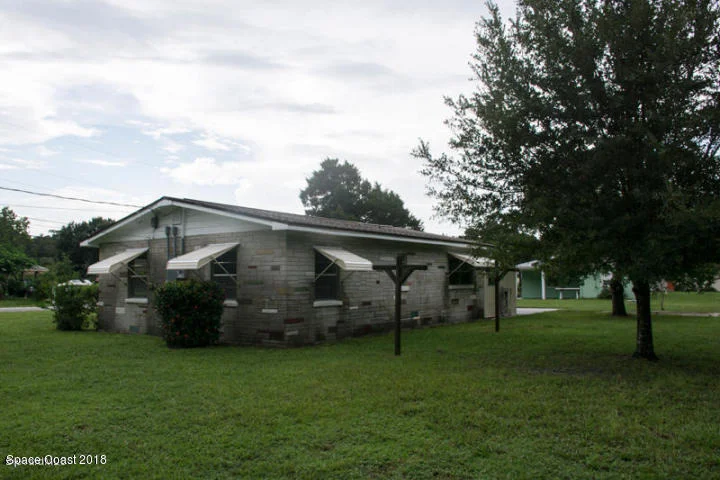 Photo of 208 Laurel Oak Street