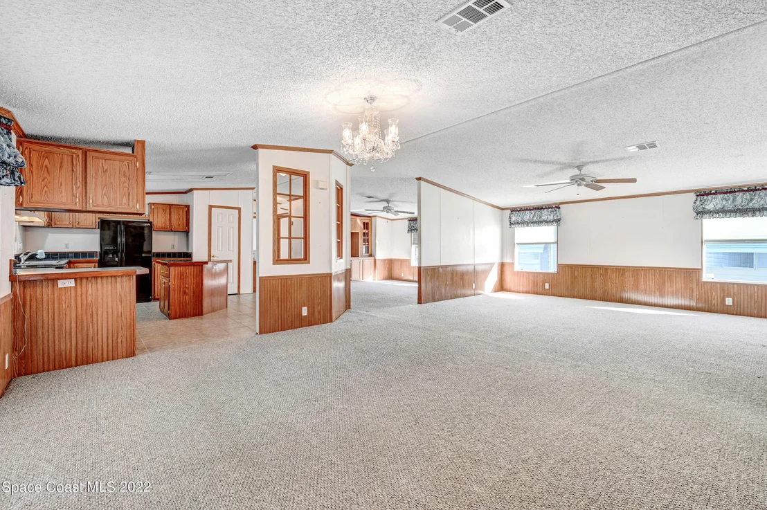 Photo of 2323 Coconut Palm Drive NE