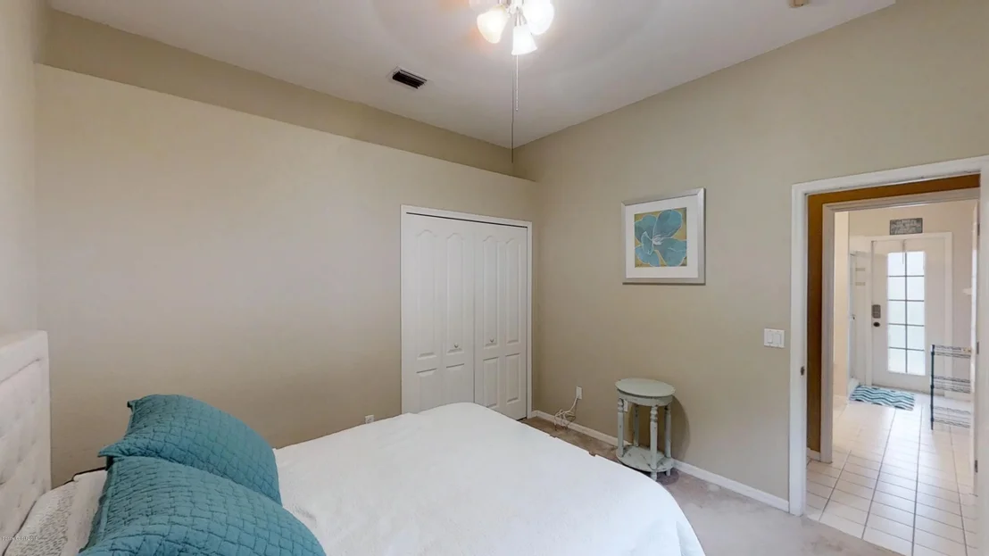Photo of 975 Carriage Hill Road