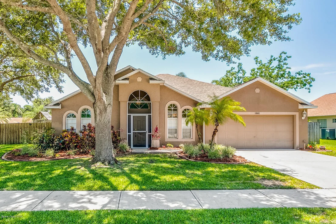 Photo of 1001 Pelican Lane