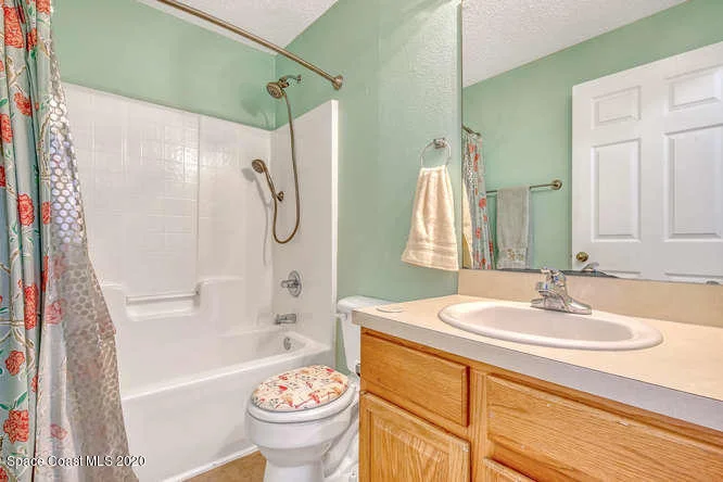 Photo of 1089 Kingfisher Way