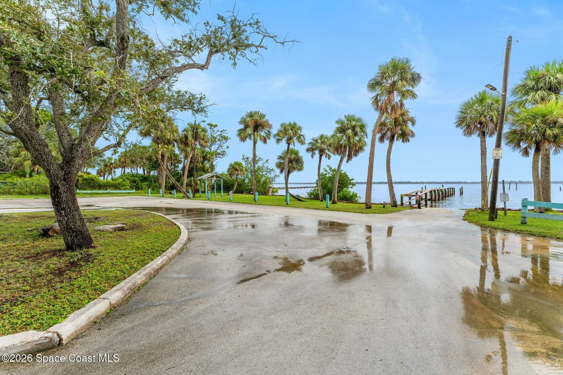 Photo of 2705 N Indian River Drive