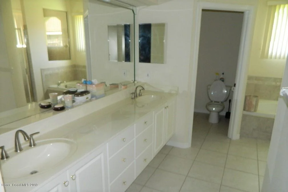 Photo of 816 Topaz Drive