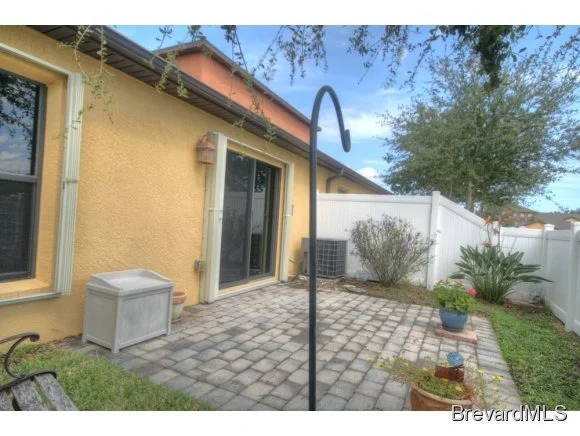 Photo of Unit 104 at 785 Luminary