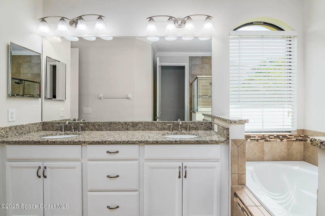 Photo of 8553 Drayton Circle