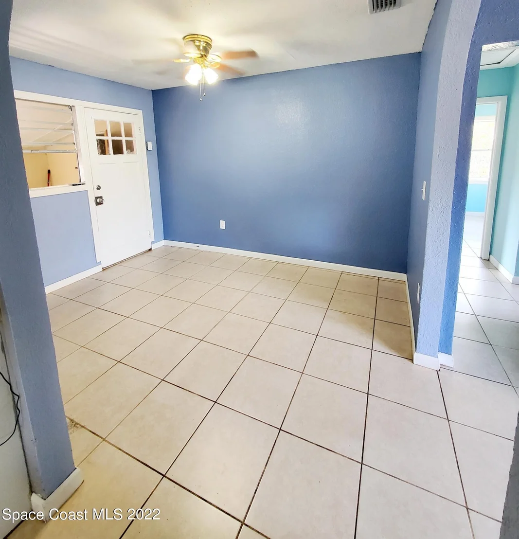 Photo of 409 Lincoln Road